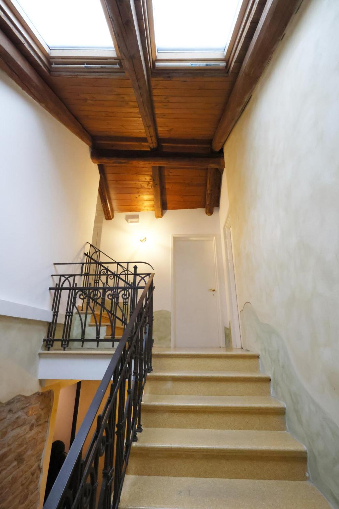 Palazzo Belli Bed & Breakfast Alba  Exterior photo