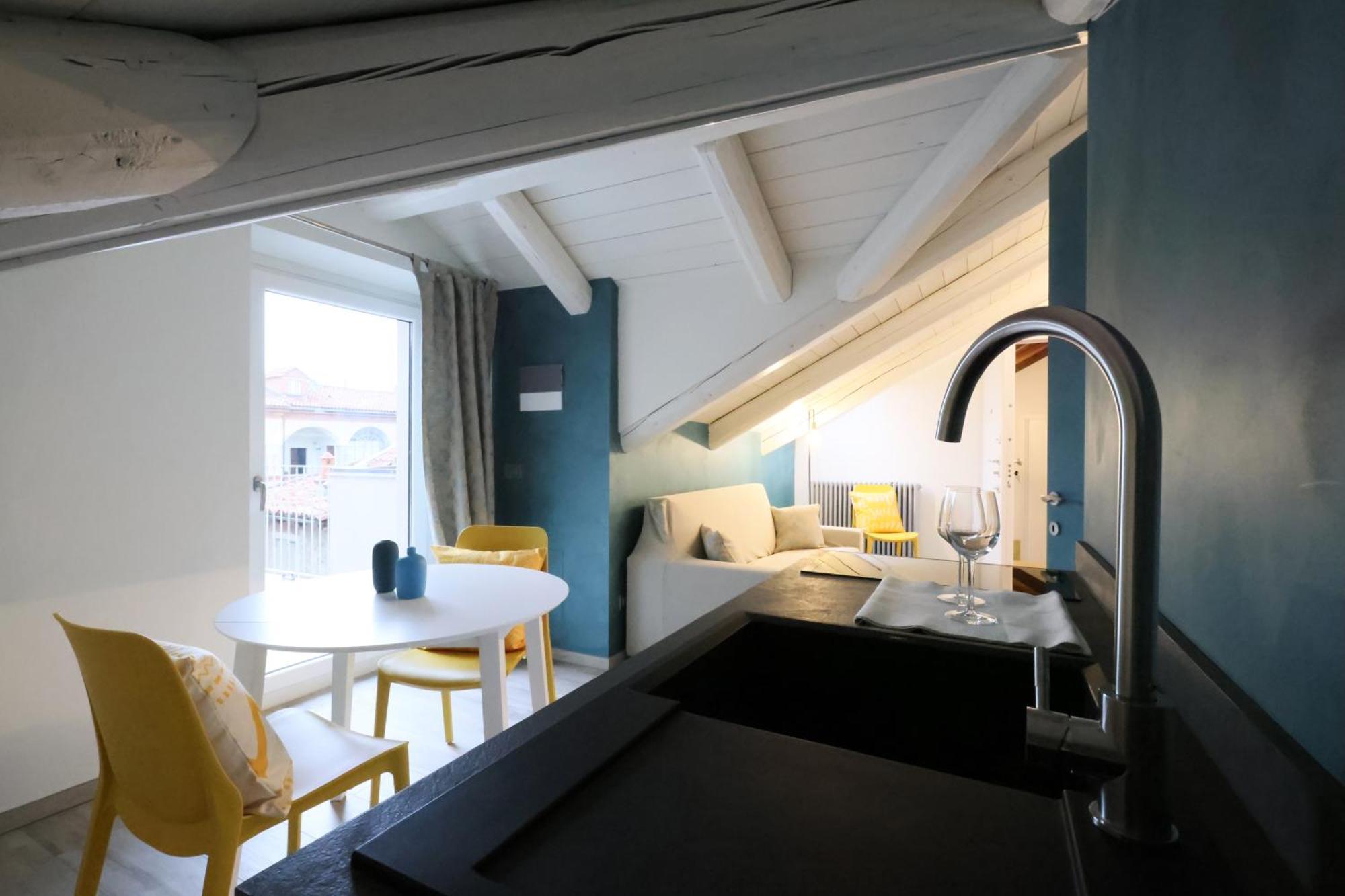 Palazzo Belli Bed & Breakfast Alba  Exterior photo