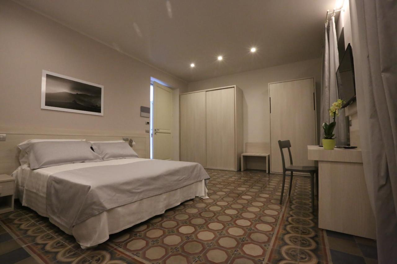 Palazzo Belli Bed & Breakfast Alba  Exterior photo
